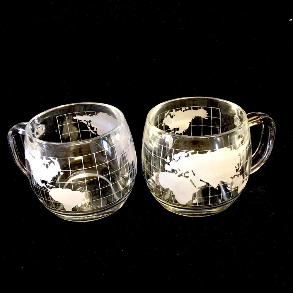 NESTLE ETCHED World Mugs - Set of 2 Vintage